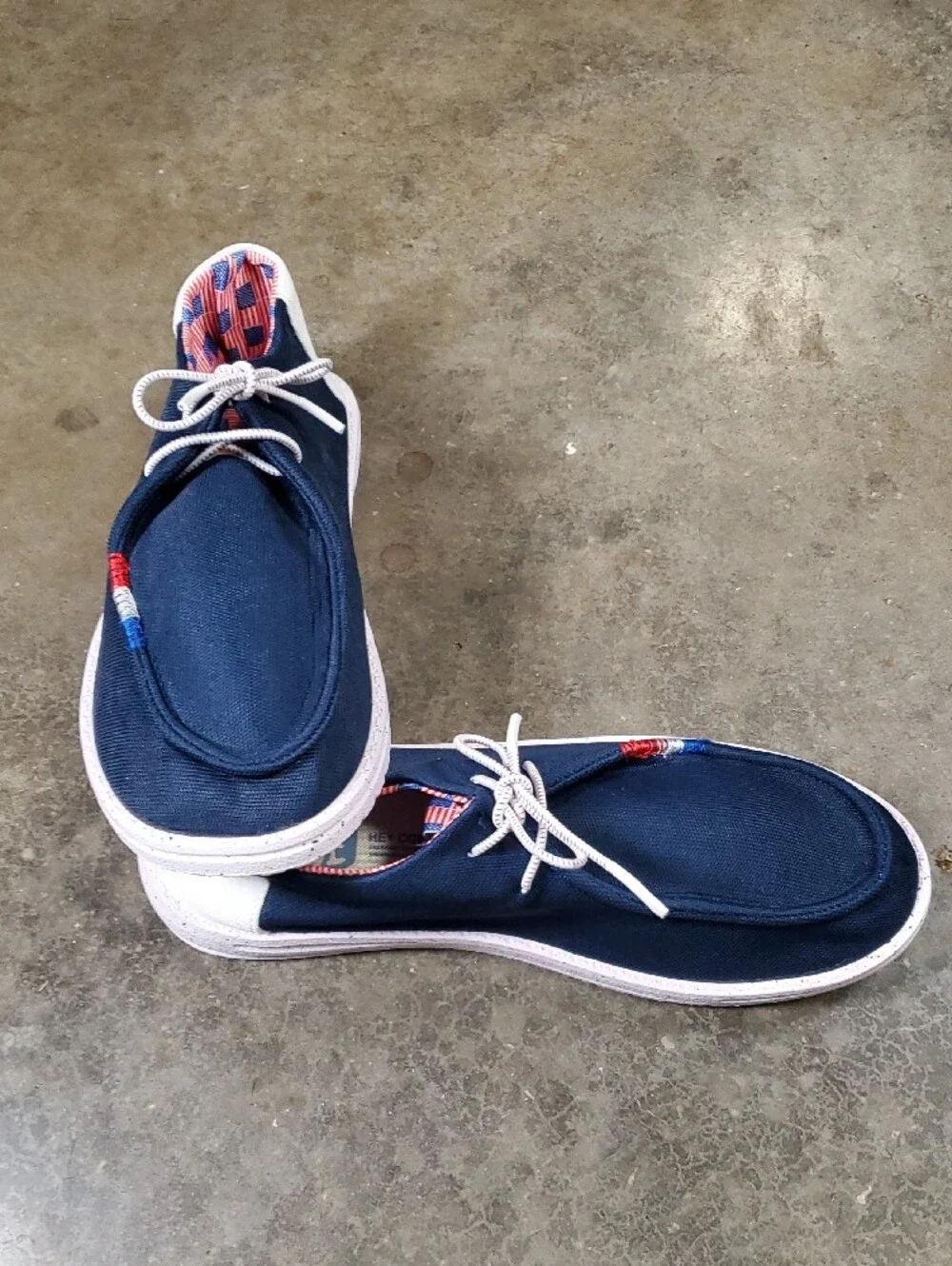 Hey Dude Men’s Wally Hey Comf Patriotic Flag Red White & Blue Boat Shoes Size 41
